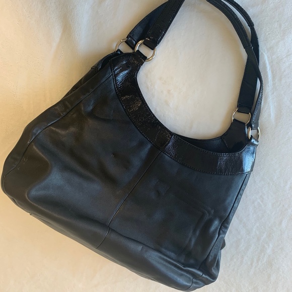Coach Women's Leather Shoulder Handbag EST 1941 - Picture 8 of 10